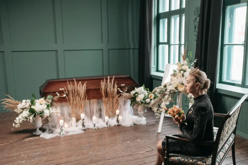 The Mix-Up That Mended Hearts: When Two Strangers' Funerals Created an Unlikely Family